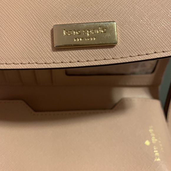 Kate Spade wallet wristlet - Picture 3 of 4